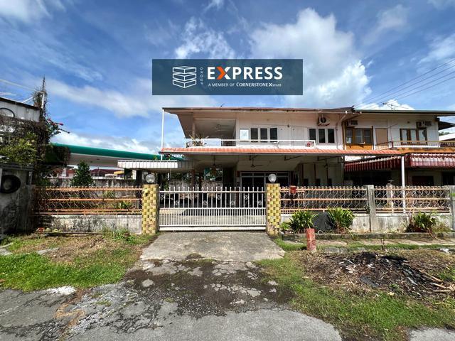Double Storey Semi Detached House at Piasau Miri