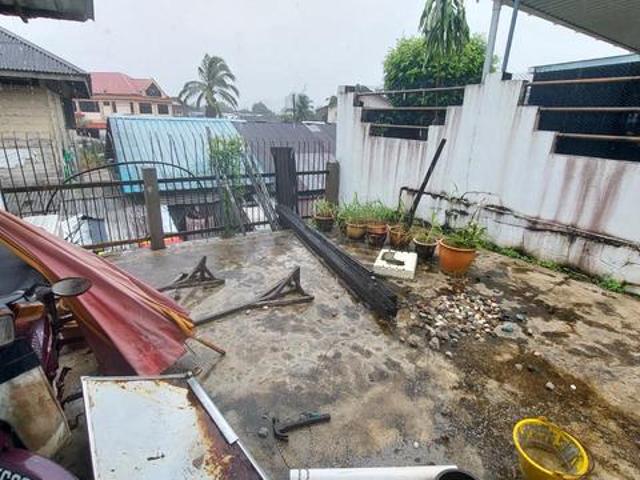 Double storey Semi Detached House at Three Hill Park Kuching