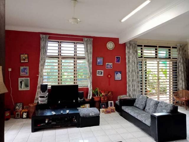 Double Storey Semi Detached House Botani Area