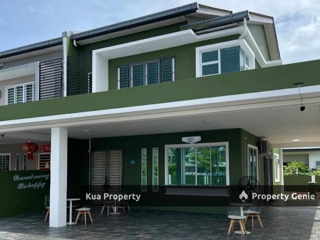 Double Storey Semi Detached House For Rent! Located at Uni Central, Samarahan