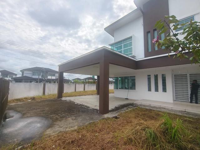 Double Storey Semi Detached House Palm Villa Samarahan for SALE
