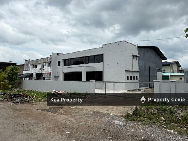 Double Storey Semi Detached Warehouse at Demak Laut