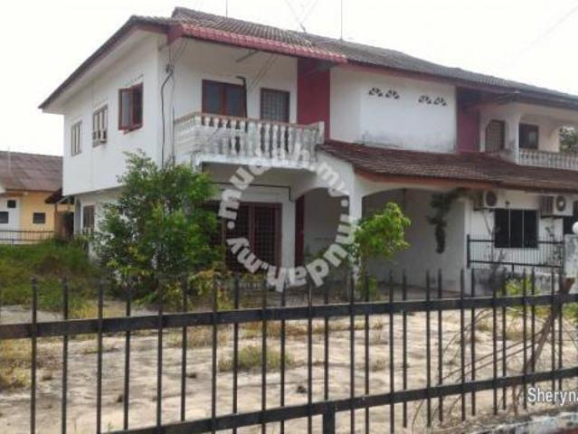double storey semid at jalan adbdul rahman