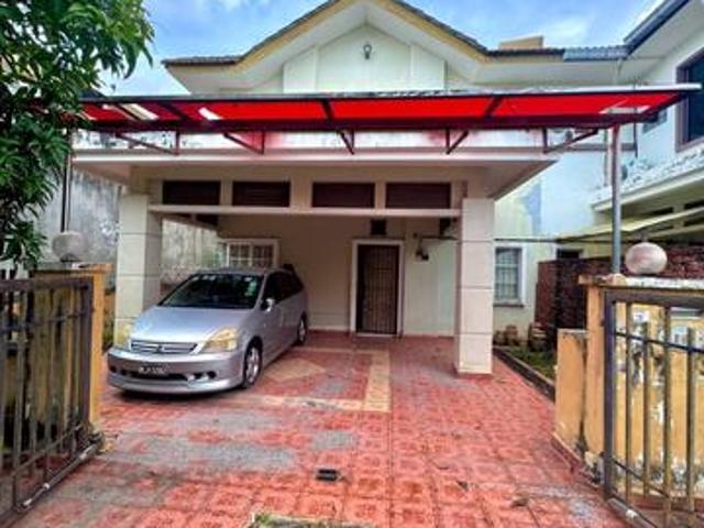 Double storey semid cluster seksyen 6 bukit mahkota bangi