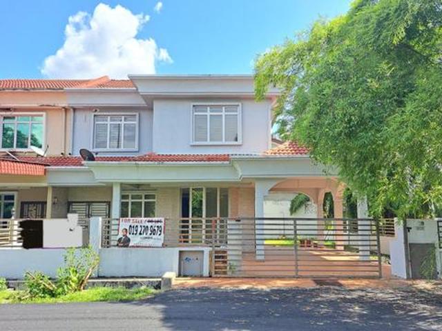 Double Storey SemiD ENDLOT Taman Dato Hormat Telok Panglima Garang