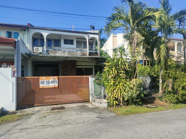 Double Storey SemiD House at Taman Pertama Ipoh