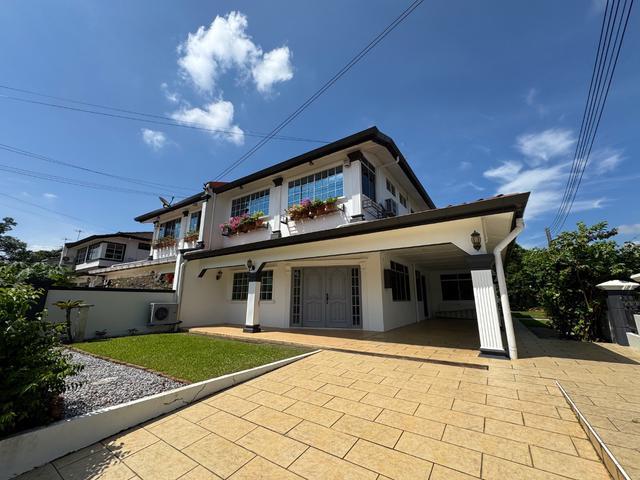 Double Storey SemiD House Jalan Stampin Kuching Fully Furnished