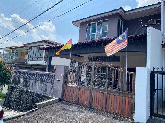 Double Storey SemiD Taman Universiti Indah Seri KembanganFreehold