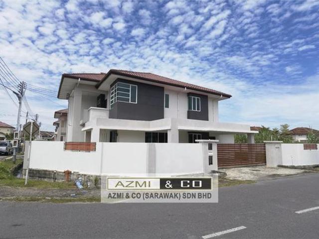 Double Storey SemiDetached House at Airport Area