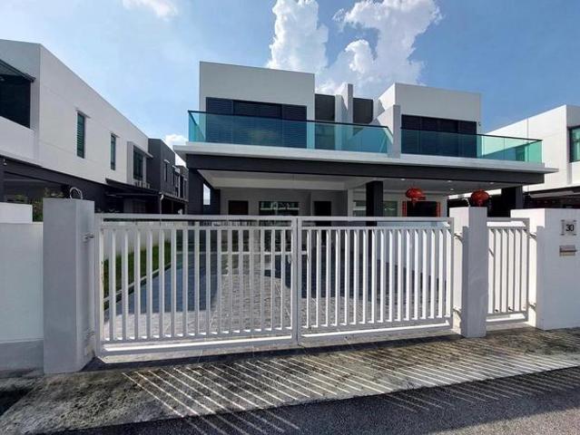 Double Storey SemiDSantuari Ridge Permatang SanctuaryAlma