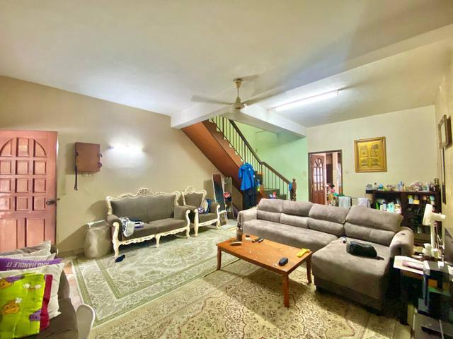 Double Storey Sri Sarawak Taman Sri Andalas Facing Open Kitchen Extend