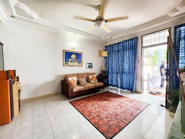 Double Storey Taman Mutiara Rini