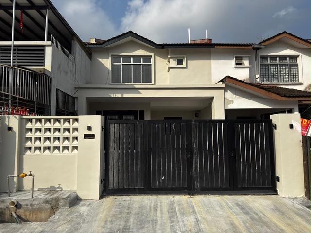 Double Storey Taman Megah Ria Renovated