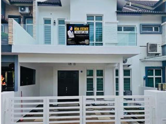 Double Storey Taman Orkid New Renovated