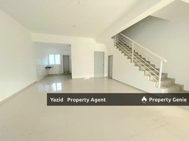 Double Storey, Taman Azalea, Bukit Rahman Putra, Sungai Buloh