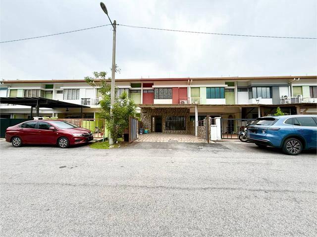 Double Storey Taman Anggerik Perdana Bandar Teknologi Kajang