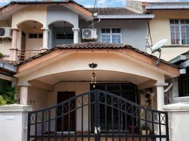 Double Storey Taman Bukit Dahlia Pasir Gudang Full Loan Below Price