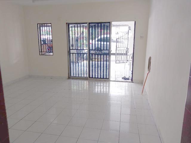 Double Storey Taman Bukit Kajang nr MRT FULLY EXTENDED RENO