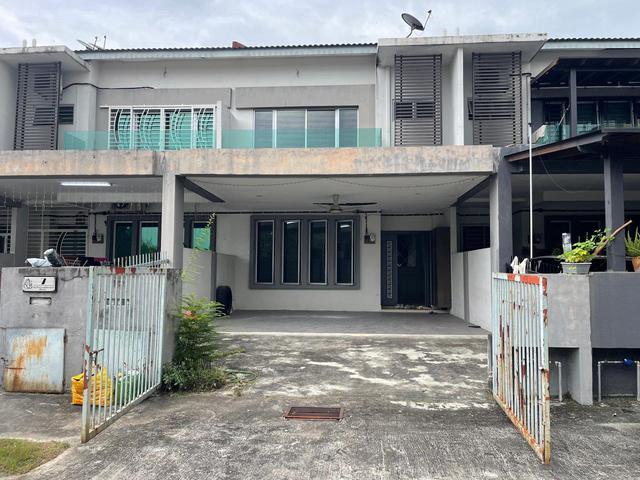 Double Storey Taman Baiduri 2 Dengkil Sepang