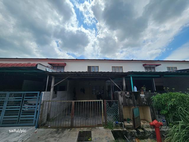 Double Storey Taman Bendahara Kuala Selangor For Sale