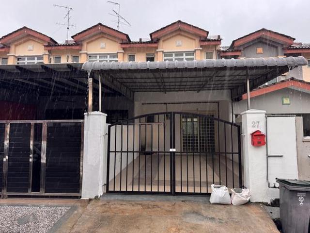 Double Storey Taman Bestari Indah Ulu Tiram