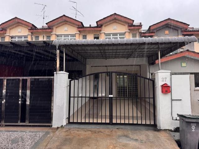 Double Storey Taman Bestari Indah Ulu Tiram