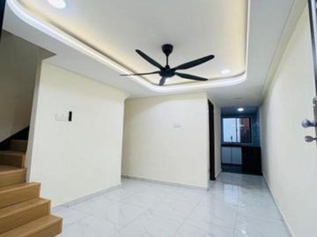 Double Storey Taman Damai Jaya Fully Renovated