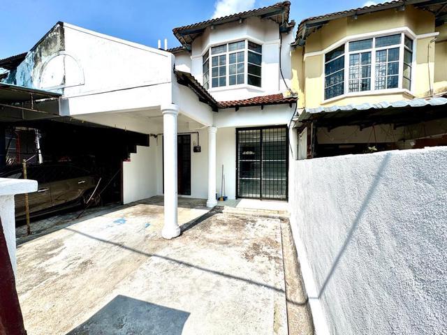 Double Storey Taman Desa Melor Senawang
