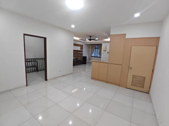 Double Storey Taman Desa Tebrau Pelangi Indah Mount Austin