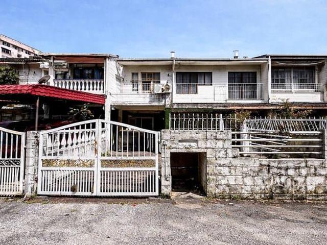 Double Storey Taman Desaria PJS 5 Petaling Jaya