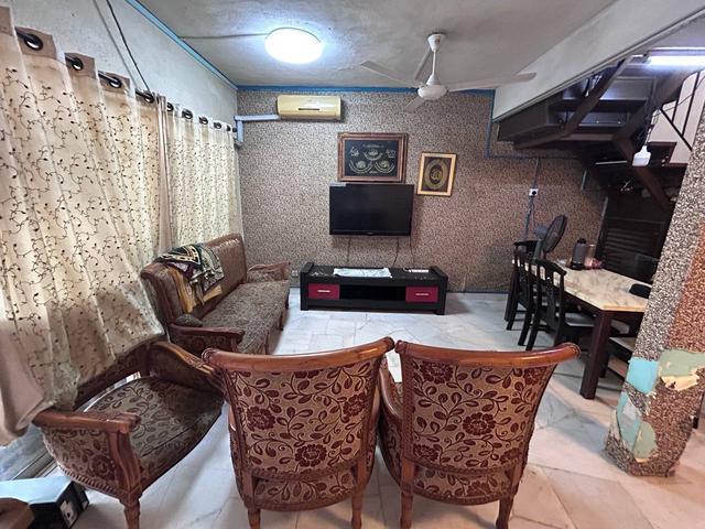 Double Storey Taman Kinrara Seksyen 2 Puchong CHEAPEST UNIT