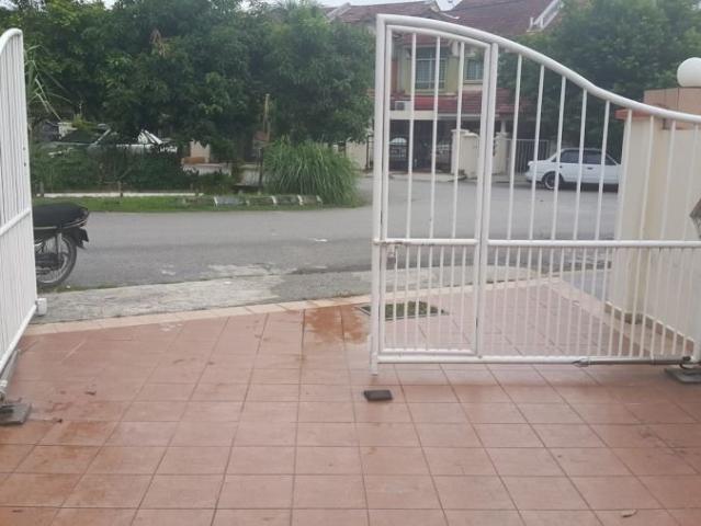 Double Storey Taman Putra Ampang For Sale
