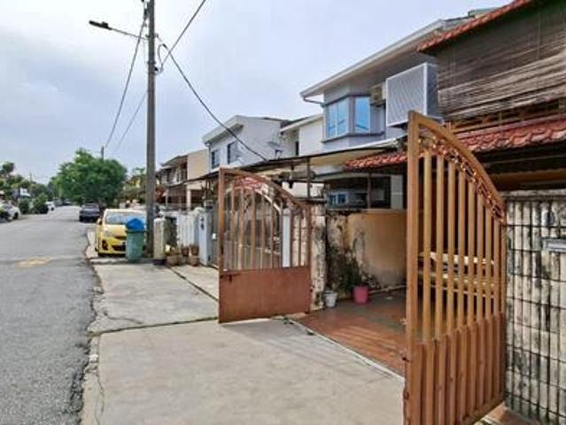 Double Storey Taman Putra Ampang Selangor