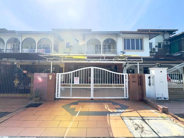 Double Storey Taman Putra Indah Serdang Raya Seksyen 8 Seri Kembangan