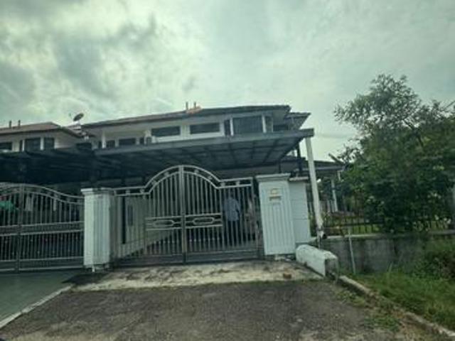 Double storey taman perling CIQ JB town