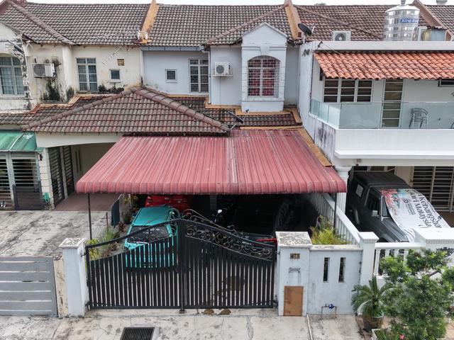 Double Storey Taman Subang Mewah USJ