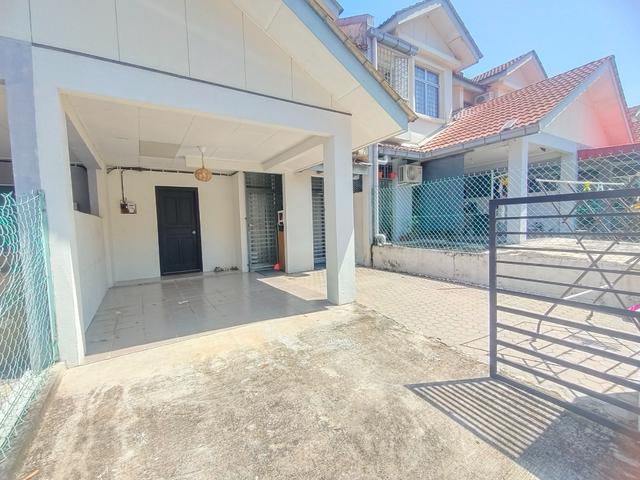 Double Storey Taman Salak Perdana Bandar Baru Salak Tinggi Sepang
