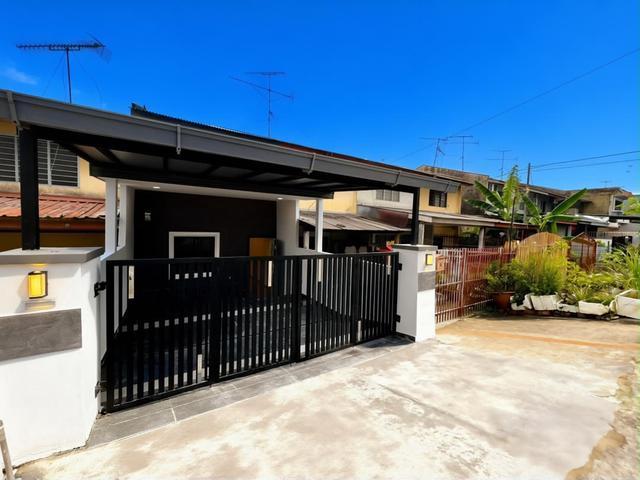 Double Storey Taman Saleng Kulai Fully Renovate Cheap Full Loan