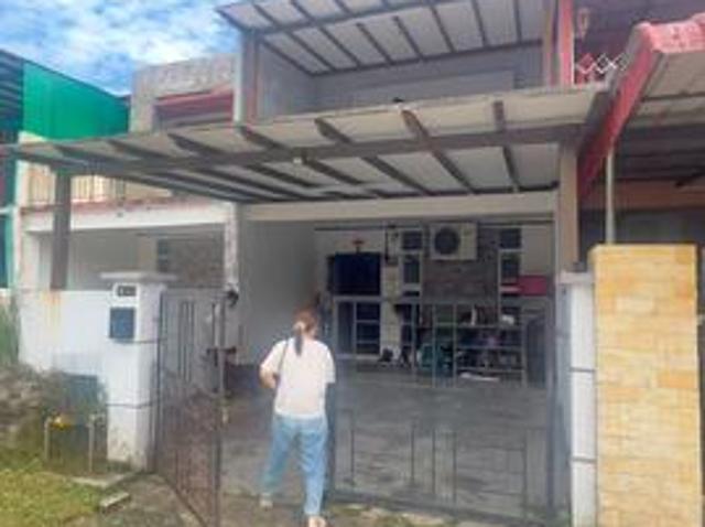 Double Storey Taman Scientex Kulai