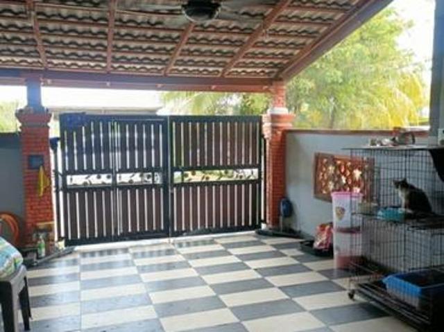 Double Storey Taman Scientex Pasir Gudang Full Loan Unblock View