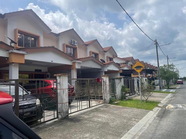 Double Storey Taman Scientex Pasir Gadung Full Loan Below Price Value