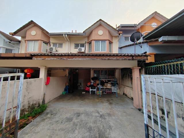 Double storey taman setia 2 balakong