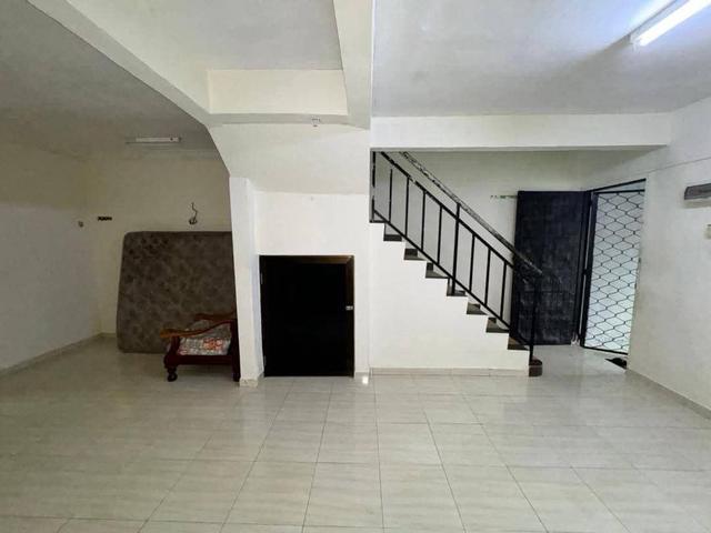 Double Storey Taman Skudai Baru Jalan Hang Tuah Below Price Value