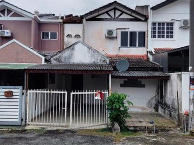 Double Storey Taman Sri Andalas Klang
