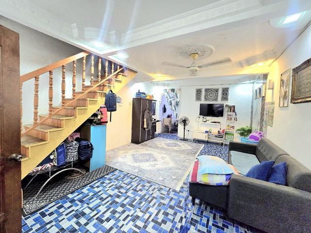 Double Storey Taman Tasik Tambahan Ampang