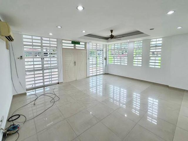 Double Storey Terrace Corner Air Itam Peaceful Neighbourhood Prime
