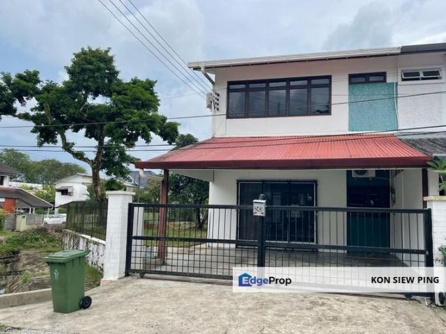 Double Storey Terrace Corner House For Rent! Located at Jalan Westwood Kuching City
