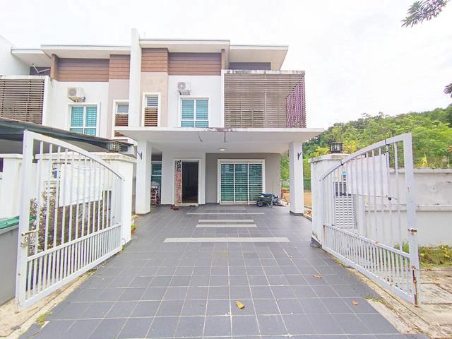 Double Storey Terrace CORNER LOT Saujana Tropika S2 Heights Seremban