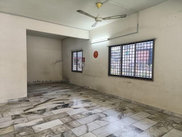 Double Storey Terrace CORNER Taman SERI MURNI Sungai Dua Bw 3585sf