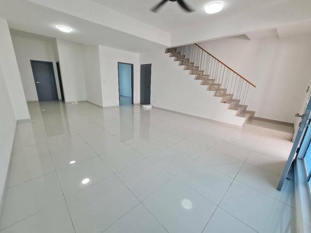 Double Storey Terrace Casa Wood Cybersouth Dengkil